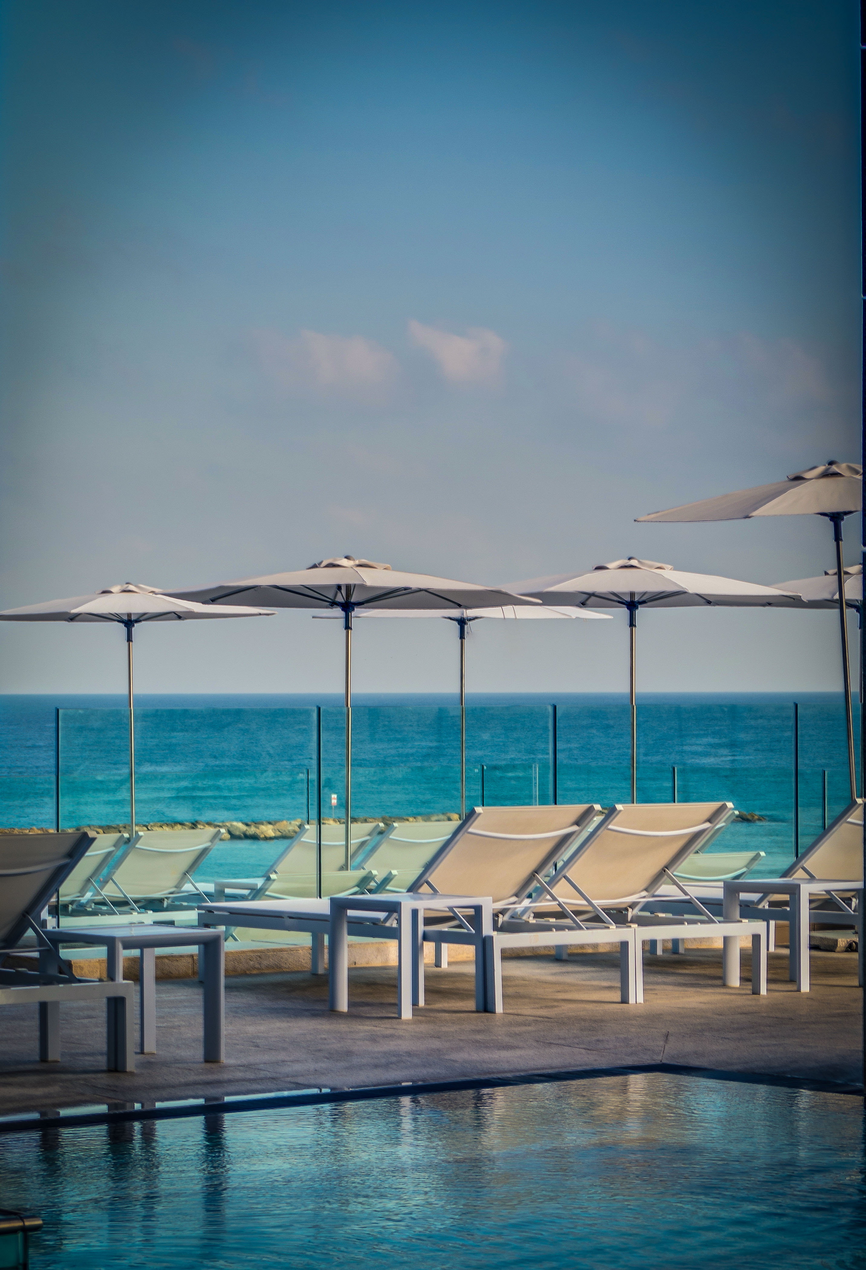 Бассейны - Royal Beach Tel Aviv